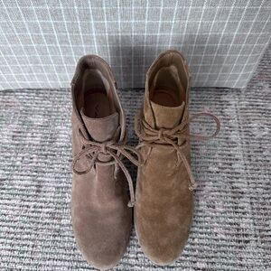 Suede Lace-Up bootie sz7.5 women